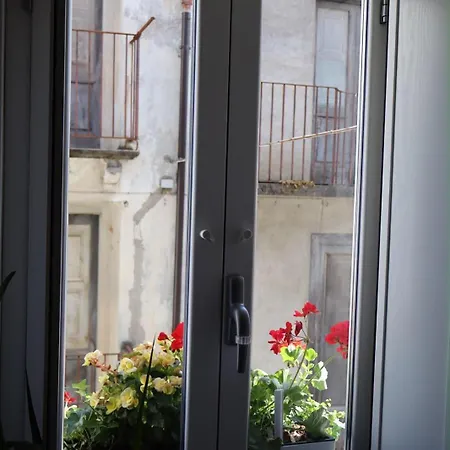 Al Civico 10 Bed and breakfast 3*